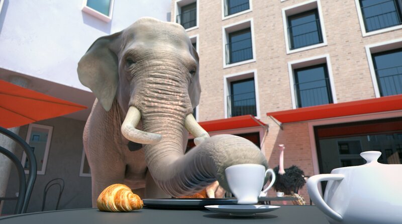 Bei einem Wettlauf für Kellner will der Elefant endlich zeigen, was in ihm steckt. – Bild: ARTE France /​ Cube Creative Productions