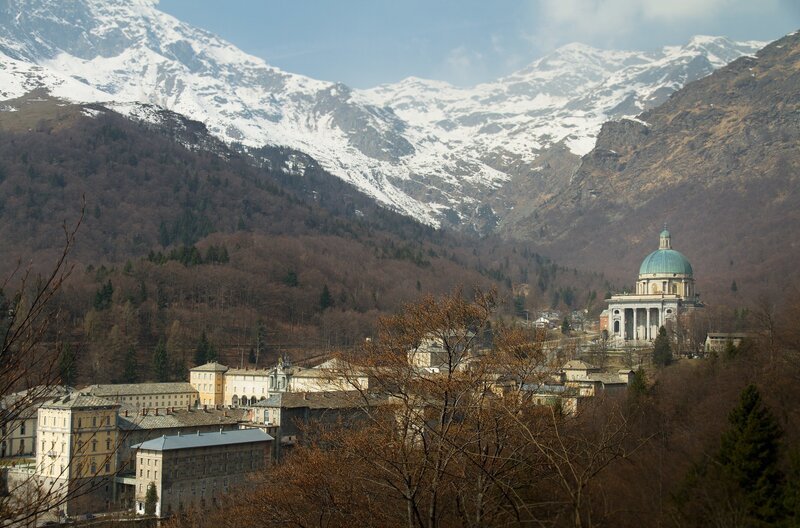 Santuario di Oropa – Wallfahrtskirche von Oropa, sie ist der Schwarzen Madonna geweiht. – Bild: ZDF/​SWR
