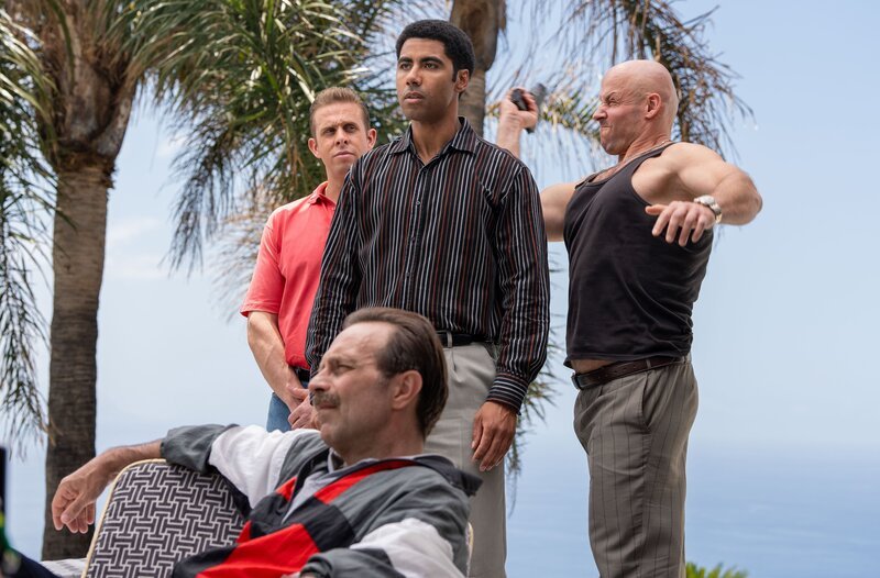 v.l.n.r.: Neil Murphy (Chris Coghill), Ivan (Aleksander Jovanovic), Jerren (Joshua Samuels) – Bild: WDR/​Tannadice Pictures/​Objective Fiction/​All3Media International