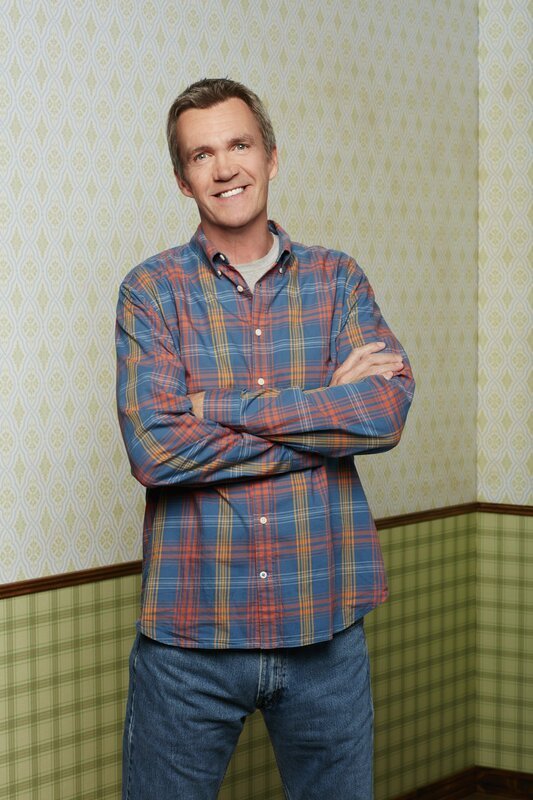 Familienvater Mike (Neil Flynn) hat zwar so seine Macken und Eigenheiten, doch für seine Familie gibt er alles … – Bild: Warner Brothers Lizenzbild frei