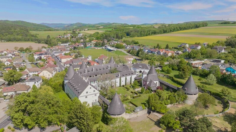 Schloss Kobersdorf. – Bild: ORF/​Interspot