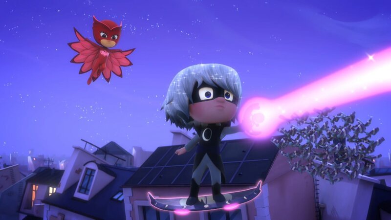 L-R: Owlette, Luna Girl – Bild: 2013 The Walt Disney Company Germany