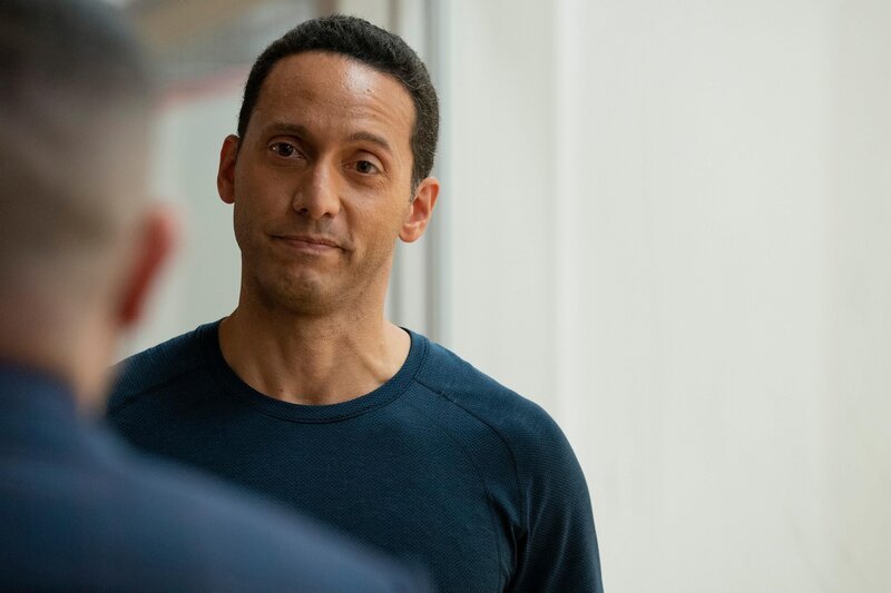 Teddy Garcia (Elliot Villar). – Bild: RTL /​ Universal Television LCC