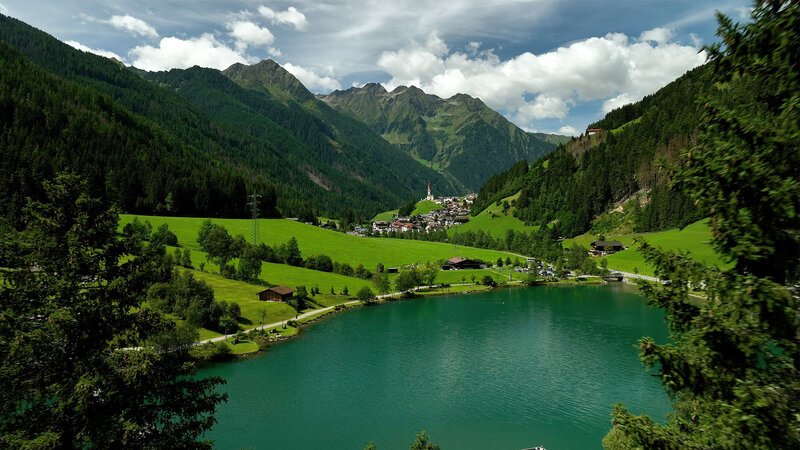 . – Bild: Bergblick . – Bild: Bergblick