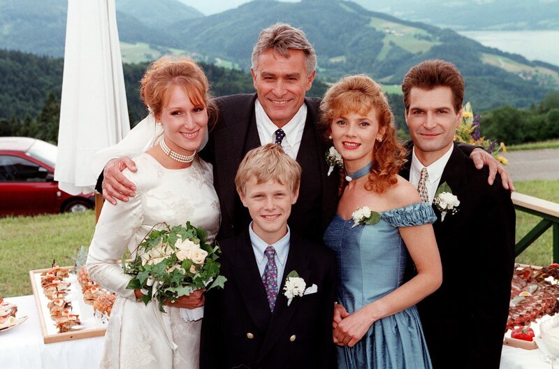 Im Bild (v.li.): Nicole R. Beutler, Rupert Apfl-Nussbaumer, Klaus Wildbolz, Andrea Lamatsch, Mischa Fernbach. – Bild: ORF III