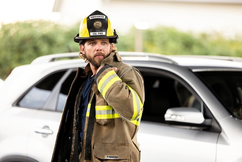 Pictured: Max Thieriot as Bode Leone. – Bild: Eike Schroter /​ Paramount/​CBS