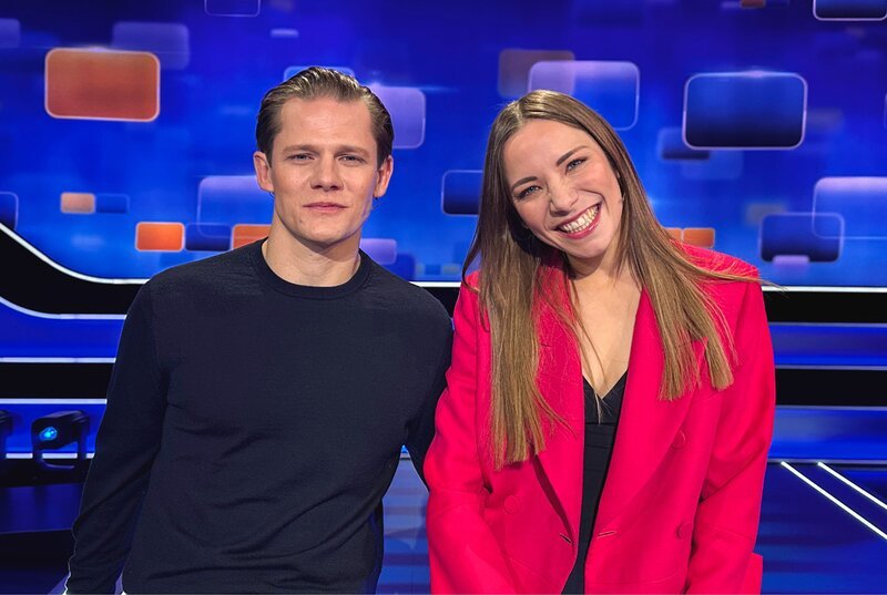 Team „Familie“: Max von der Groeben (l.) und Carolin von der Groeben (r.). – Bild: ARD/ITV Studios Team „Familie“: Max von der Groeben (l.) und Carolin von der Groeben (r.). – Bild: ARD/ITV Studios