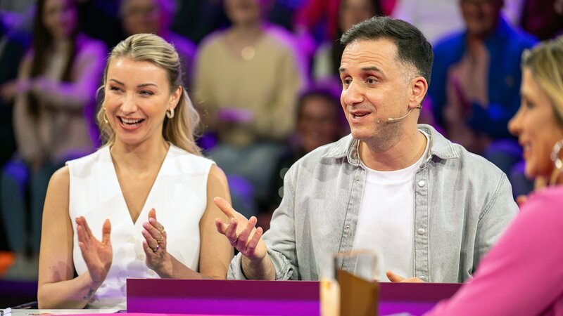 Anna-Carina Woitschak & Özcan Cosar – Bild: RTLZWEI – Recht zum Abdruck/​Darstellung zeitlich/​sachlich beschränkt auf die Bewerbung der Sendung /​ Markus Hertrich