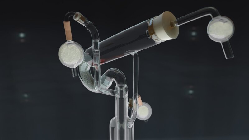 A close up of the Lindbergh pump. (Blink Films UK) – Bild: National Geographic