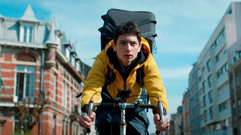 Lucas „Lux“ (Théo Fernandez) – Bild: WDR/​SILEX FILMS – FRANCE TELEVISIONS – PICTANOVO