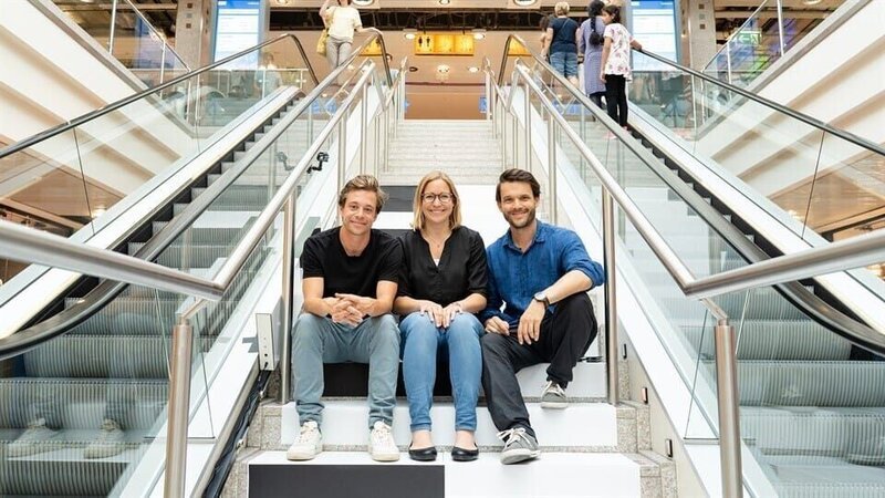 Treppe statt Rolltreppe – Bild: BR/​Hans-Florian Hopfner