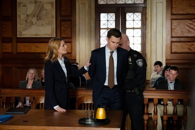 Pictured: (l-r) Susan Meisner as Attorney Allison Whitt, Tommy Dewey as Tate Harris – Bild: NBC /​ NBCUniversal /​ 2025 Universal Television LLC. All Rights Reserved.