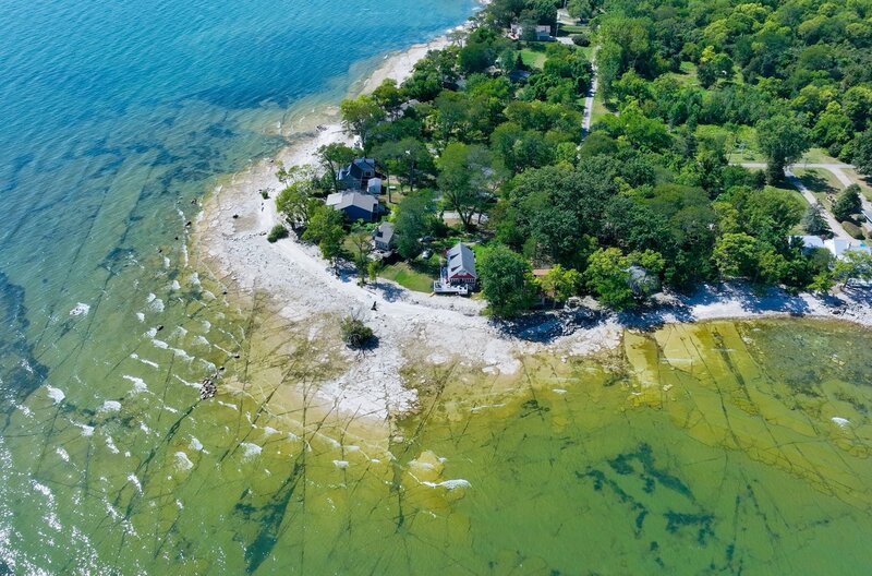 Im Naturschutzgebiet Long Point bereiten sich Zugvögel für die lange Passage über den Eriesee vor. – Bild: Christian Schidlowski