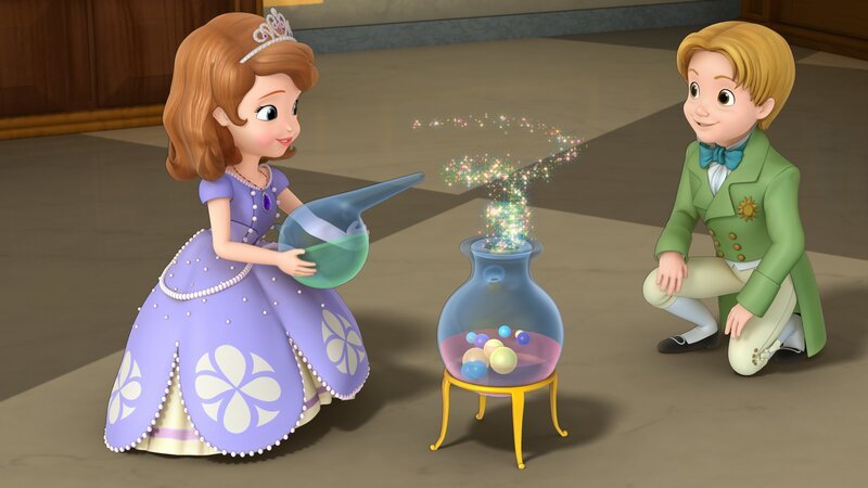 Sofia (L.) und James – Bild: Disney Channel