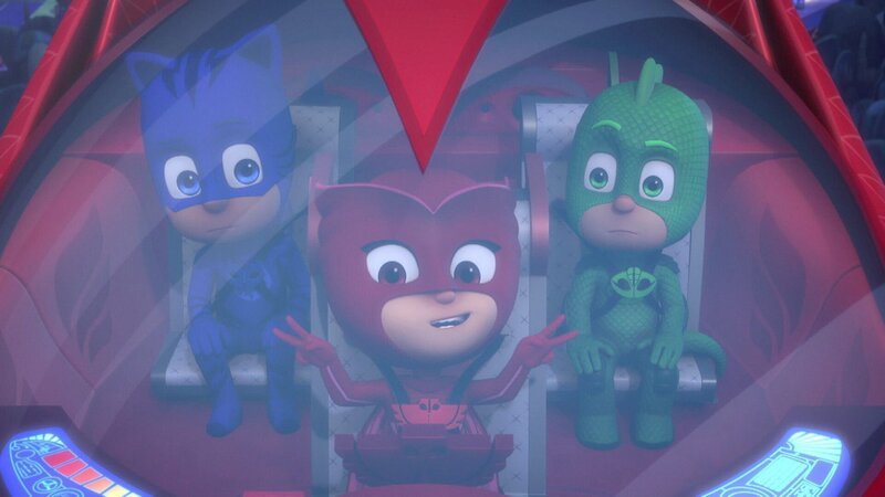 L-R: Catboy (voiced by Jacob Ewaniuk), Owlette (voiced by Addison Holley), Gekko (voiced by Kyle Breitkopf) – Bild: Disney Channel (DE)