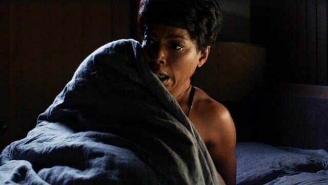 Athena Grant (Angela Bassett) – Bild: TVDB
