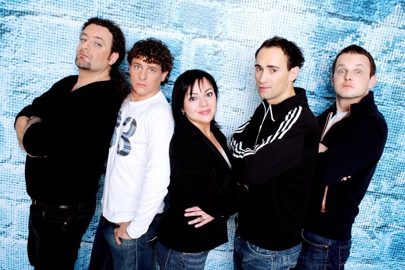 Die „Ö3 Comedy Hirten“: Herbert Haider, Peter Moizi, Marion Petric, Gernot Kulis, Rolf Lehmann. – Bild: ORF/Hans Leitner Die „Ö3 Comedy Hirten“: Herbert Haider, Peter Moizi, Marion Petric, Gernot Kulis, Rolf Lehmann. – Bild: ORF/Hans Leitner