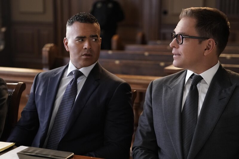 Chunk Palmer (Christopher Jackson, l.); Dr. Jason Bull (Michael Weatherly, r.) – Bild: CBS Broadcasting, Inc.