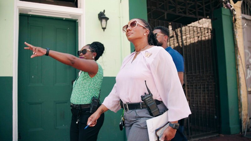 Tanisha Sykes Smith (vorne) – Bild: Crime + Investigation