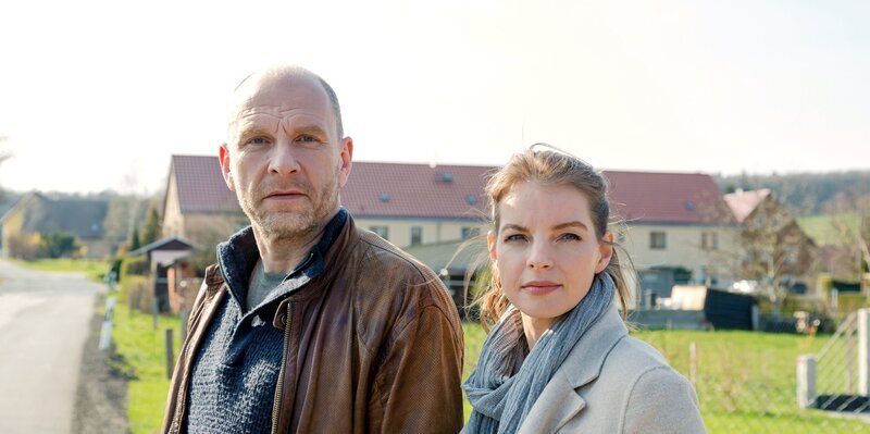Götz Schubert, Yvonne Catterfeld – Bild: MDR/​MOLINA FILM/​Steffen Junghans /​ MDR/​HA Kommunikation