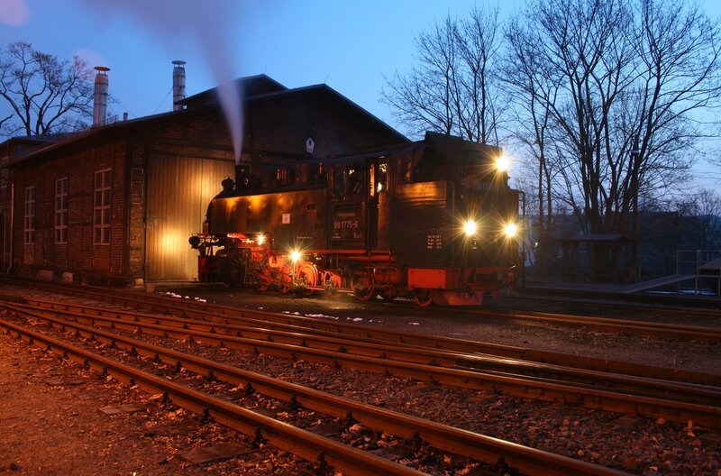 Lößnitzgrundbahn (Radeburg, Lokschuppen) – Bild: MDR/​Andresas Schmidt