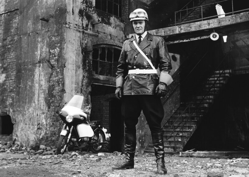 Streifenfahrer Hartmann (Karl-Heinz Heß). – Bild: NDR, NDR Presse und Information/​Fotoredaktion