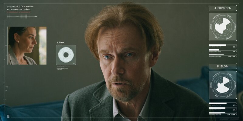 Der Psychiater Dr. Peter Blom (Duncan Green) bittet Juliane Ericksen (Christiane Paul) inständig, ihr gemeinsames Geheimnis nicht länger wahren zu müssen. – Bild: Intaglio Films GmbH /​ ZDF und Intaglio Films GmbH /​ Honorarfrei – nur für diese Sendung inkl. SocialMedia bei Nennung ZDF und Intaglio Films GmbH.
