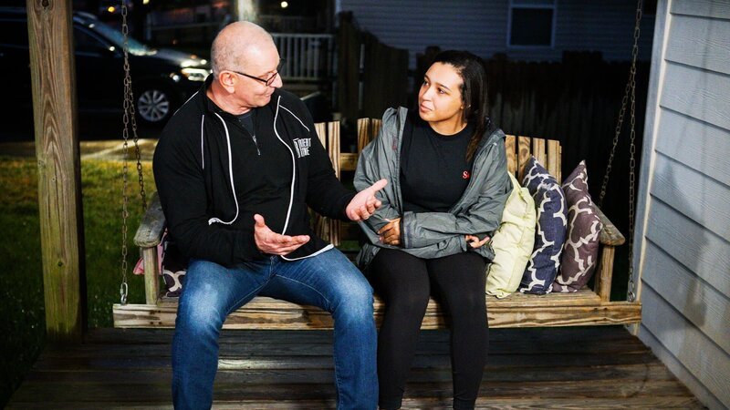 Robert Irvine (l.) – Bild: Warner Bros. Discovery