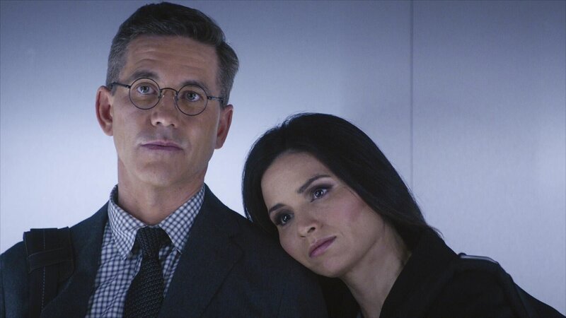 Jimmy Palmer (Brian Ditzen, l.); Jessica Knight (Katrina Law, r.) – Bild: Kabel Eins