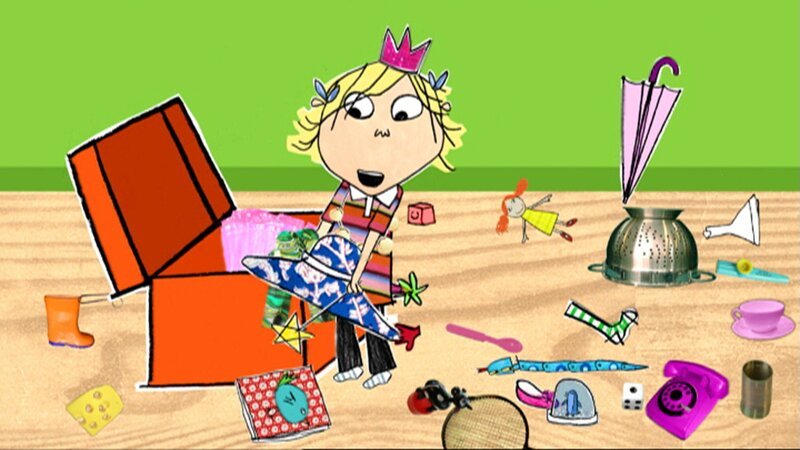 Chaos herrscht auch im Kinderzimmer von Charlie und Lola. Es ist so schlimm, dass Charlie beschließt auszuziehen, bis Lola all ihre Spielsachen aufgeräumt hat. – Bild: WDR/​BBC/​Tiger Aspect Productions Ltd.