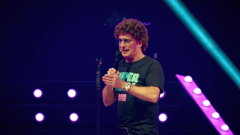 Atze Schröder – Bild: RTL /​ Atze Schröderl live! Der Erlöser – Folge 1