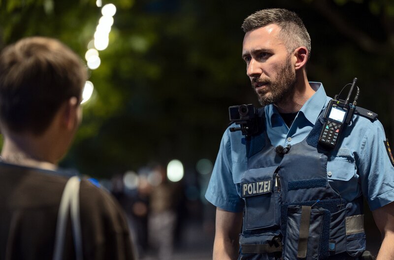 Paul Wiens von der Polizeiinspektion Mainz II – Bild: SWR/​Jürgen Weißenfels, honorarfrei – Verwendung gemäß der AGB im engen inhaltlichen, redaktionellen Zusammenhang mit genannter SWR-Sendung bei Nennung „Bild: SWR/​Jürgen Weißenfels“ (S2+). SWR Presse/​Bildkommunikation, Baden-Baden, Tel: 07221/​929⁠–⁠238