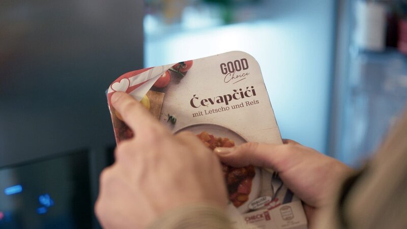 Cevapcici hergestellt in Österreich. – Bild: ORF