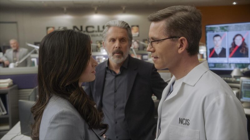 (v.l.n.r.) Jessica Knight (Katrina Law); Alden Parker (Gary Cole); Jimmy Palmer (Brian Dietzen) – Bild: Dieses Bild darf ausschließlich nach Maßgabe der Allgemeinen Geschäftsbedingungen für die Presselounges der Sender der ProSiebenSat.1 Media SE (AGB) genutzt werden