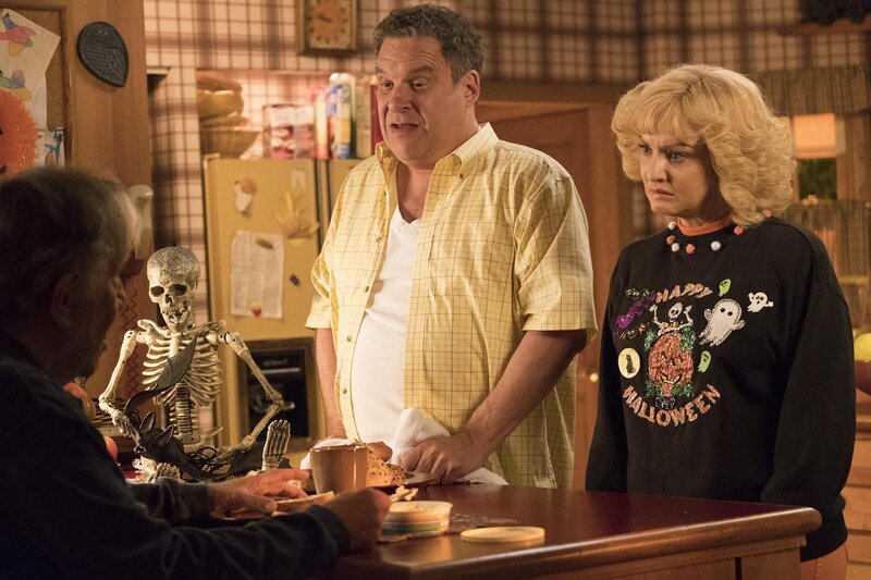 Murray Goldberg (Jeff Garlin, l.); Beverly Goldberg (Wendi McLendon-Covey, r.) – Bild: Sony Pictures Television Inc.