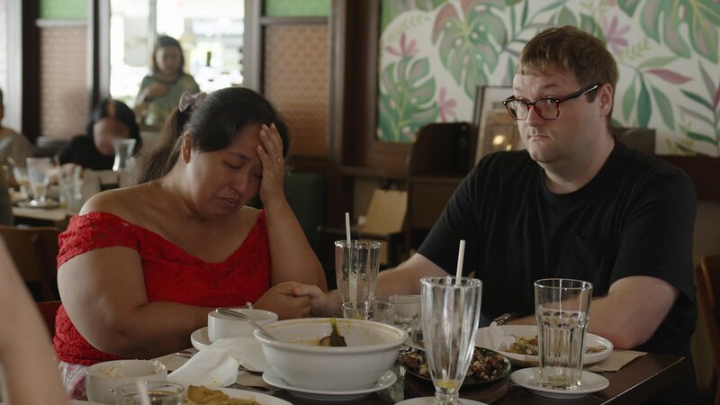 Sheena Peñaranda breaks down in tears hearing Molly’s refusal of their relationship. – Bild: TLC (FINN)
