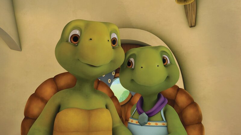 Herr und Frau Schildkröte sind stolz auf ihren großen Sohn. – Bild: KiKA/​Nelvana Limited/​Infinite Frameworks Pte Ltd.