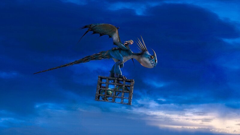 „Dragons – Die Wächter von Berk“, „Eingefroren.“ Als Hicks und Ohnezahn von einem Auftrag zurückkehren, finden sie zu ihrer Verwunderung Berk völlig verlassen vor. Wie sich herausstellt, wurde das Dorf von bösartigen, flugunfähigen Giftdrachen überfallen. Die Biester sind über das eingefrorene Meer auf die Insel gelangt. Sie haben alle Vorräte der Wikinger gestohlen und einen Großteil der Krieger mit ihrem Gift gelähmt. Nun liegt es allein an Hicks und den Drachenreitern, einen Weg zu finden, die blitzschnellen Untiere wieder aus Berk zu vertreiben. – Bild: ORF/​MARKAND MEDIA