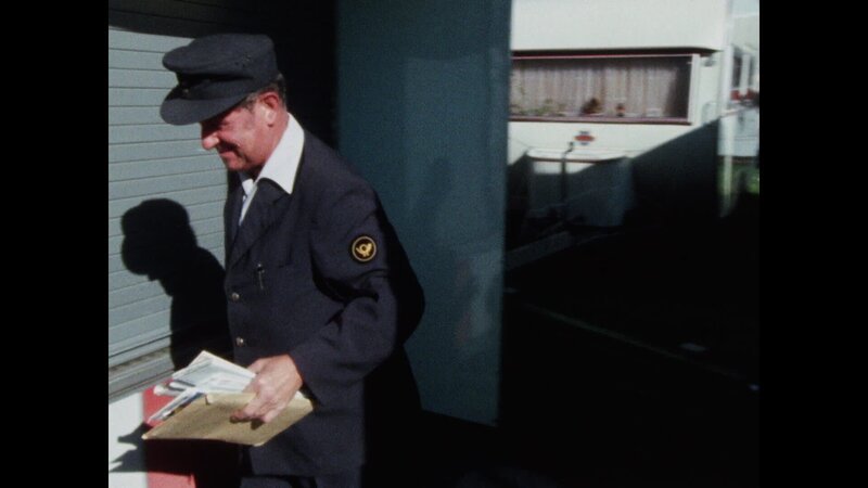 Er ist flott unterwegs, der Wies’n-Postbote. – Bild: BR