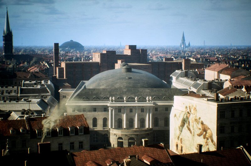 Am 10. Februar 1933 hält Hitler im Sportpalast seine Rede zum Wahlkampfauftakt für die Reichstagswahlen am 5. März 1933. – Bild: SWR/Faber Courtial / SWR Presse/Bildkommunikation Am 10. Februar 1933 hält Hitler im Sportpalast seine Rede zum Wahlkampfauftakt für die Reichstagswahlen am 5. März 1933. – Bild: SWR/Faber Courtial / SWR Presse/Bildkommunikation