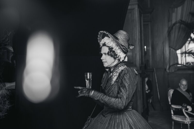 Gräfin Esterhazy (Tanja Schleiff). – Bild: ORF/​Beta Film/​RTL/​Story House Pictures/​Armands Virbulis