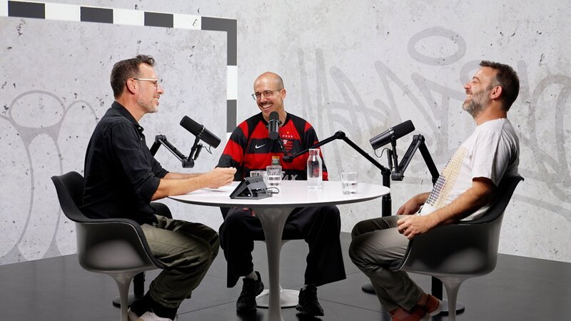 V. l.: Tom Gisler, Fabian Rütsche und Mämä Sykora – Bild: SRF