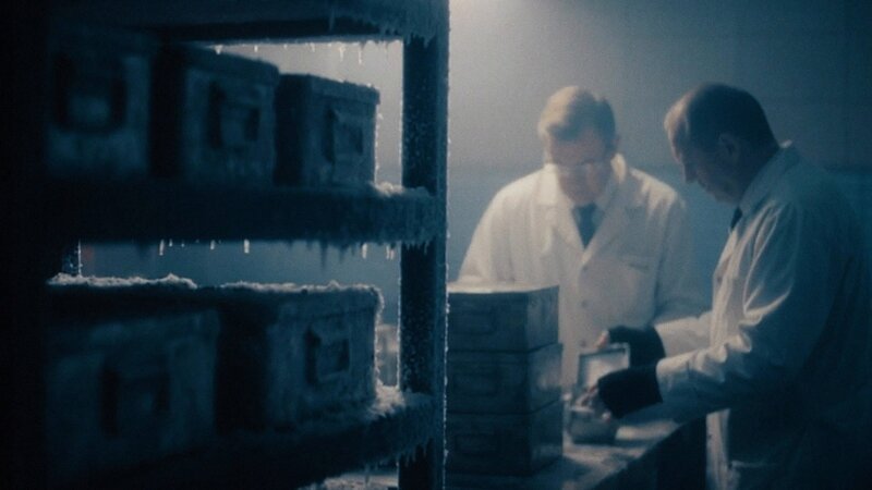 Wissenschaftler in einem Labor – Bild: uklib /​ A+E Global Media /​ The HISTORY Channel