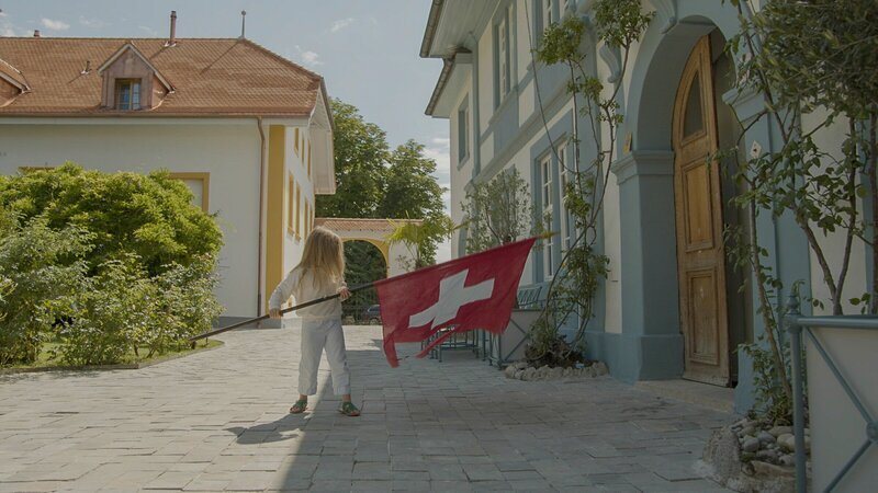 Schloss Marnand vor den 1. August-Feierlichkeiten. – Bild: 3sat