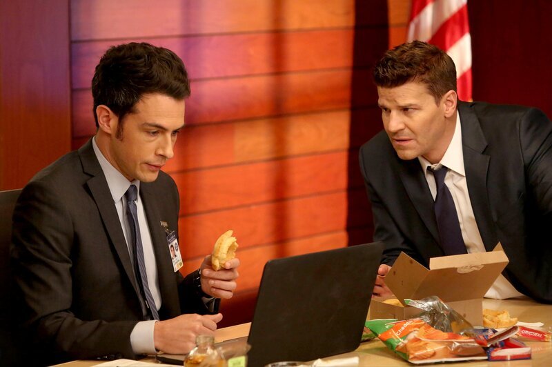 Aubrey (John Boyd, L) and Booth (David Boreanaz, R) – Bild: Fox