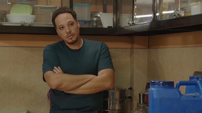 Jovon Fox looks wary during talk in Annalyn Fox’s kitchen. – Bild: TLC (DEUT)