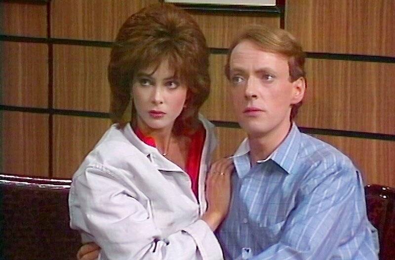 Kann die Ehe von Brigitte (Maxi Biewer) und Uli (Jürgen Trott, re.) gerettet werden? – Bild: MDR/DRA/Herbert Franke Kann die Ehe von Brigitte (Maxi Biewer) und Uli (Jürgen Trott, re.) gerettet werden? – Bild: MDR/DRA/Herbert Franke