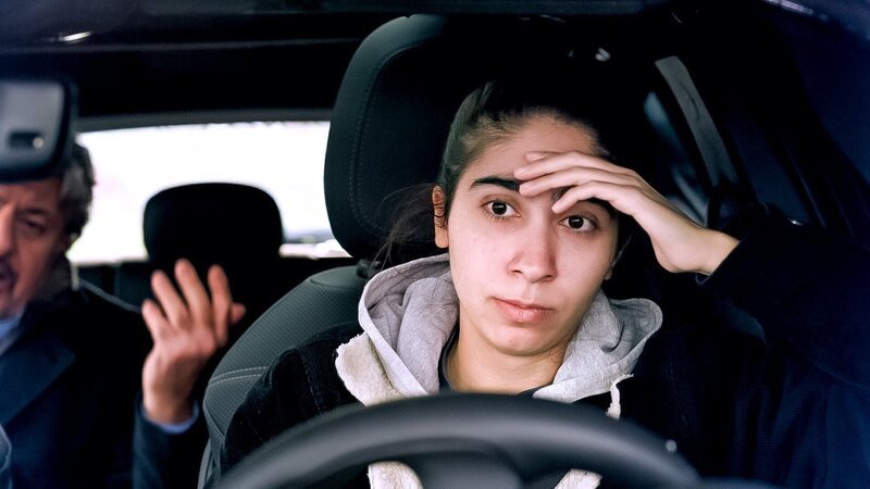 Omar Ayub (Babba), Elif Duygu (Yara). – Bild: ORF/​KGP Filmproduktion