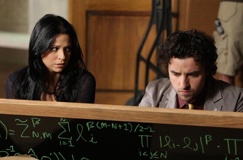 Auf der Spur eines Serienkillers: Charlie (David Krumholtz, r.) und Amita (Navi Rawat, l.) … – Bild: Paramount Network Television