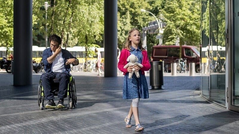 Aufregung in der Stadt – 2; – Bild: KiKA/​Erik Drews